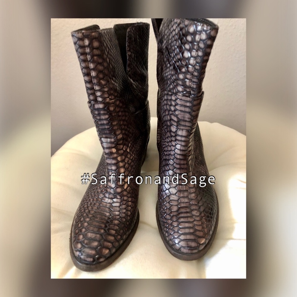 Donald J Pliner Western Couture Collection Boots